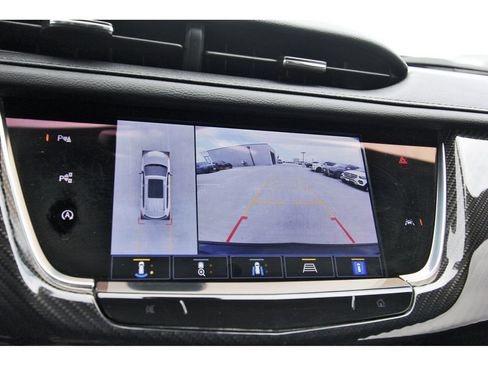 Used 2024 Cadillac XT6 Sport w/ Technology Package AWD/4WD image 22