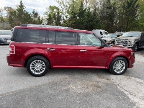 Used 2019 Ford Flex SEL image 7