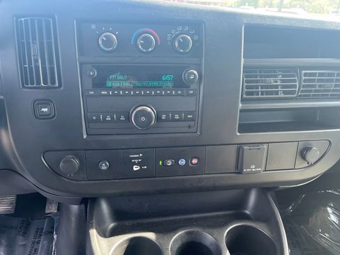 Used 2021 Chevrolet Express 2500 w/ Driver Convenience Package RWD image 19