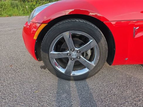 Used 2008 Pontiac Solstice Convertible w/ Premium Package RWD image 15