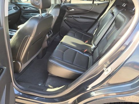 Used 2022 Chevrolet Equinox Premier FWD image 14