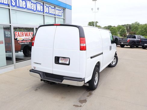 New 2026 Chevrolet Express 2500 w/ Enhanced Convenience Package RWD image 33
