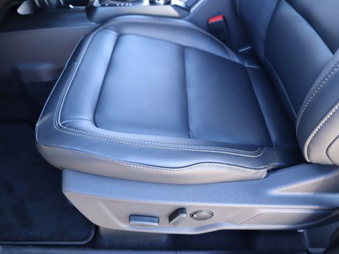 New 2025 Ford Bronco Badlands image 12