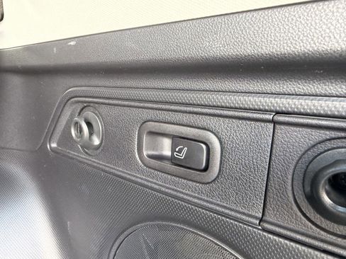 Certified 2023 Subaru Forester Touring image 38