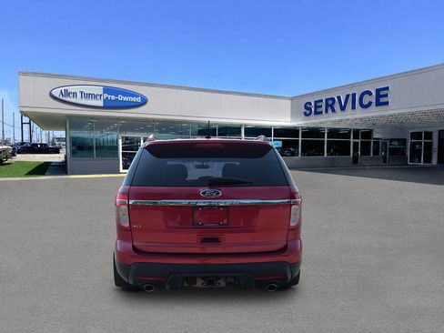 Used 2012 Ford Explorer XLT FWD image 7