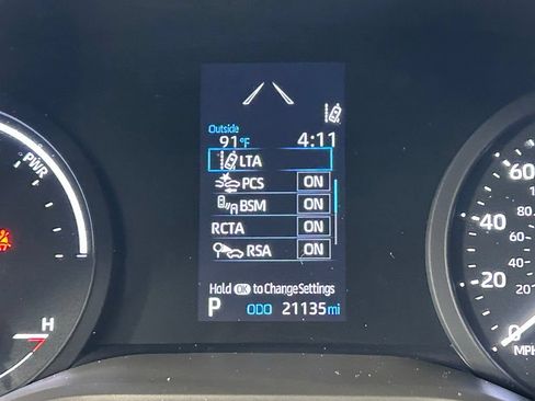 Used 2024 Toyota Sienna LE w/ LE Plus Package AWD/4WD image 23