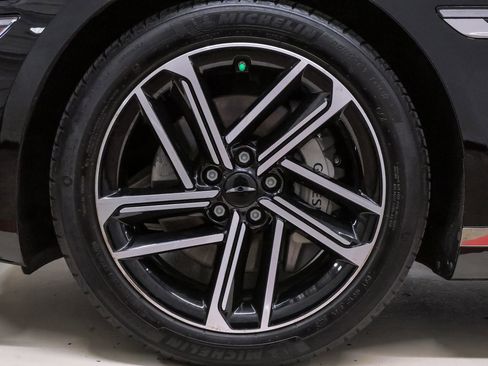 Certified 2026 Genesis G80 2.5T Advanced image 27