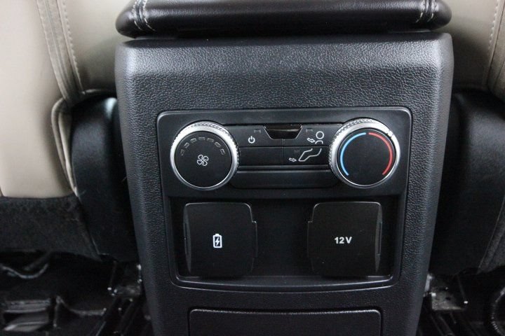 Used 2022 Ford Explorer XLT w/ Equipment Group 202A AWD/4WD image 32