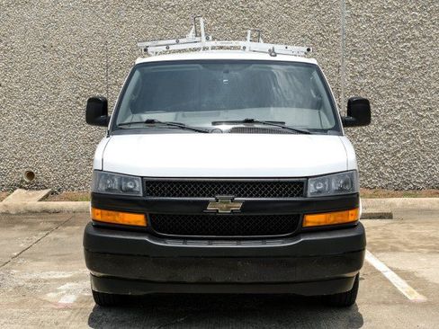 Used 2019 Chevrolet Express 2500 Extended w/ Driver Convenience Package RWD image 6