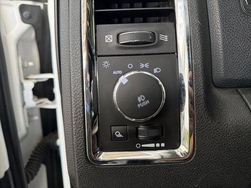 Used 2017 RAM 1500 Laramie w/ Convenience Group image 15