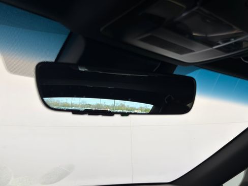 Used 2023 Lexus ES 350 F Sport w/ Accessory Package (Z2) image 18