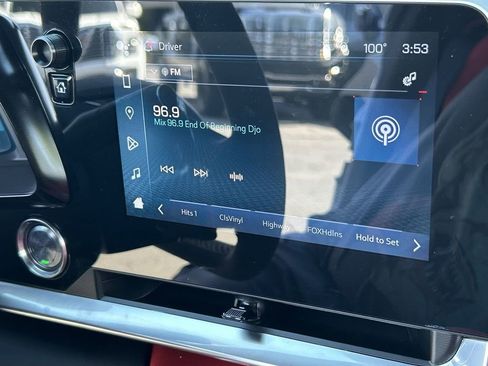 Used 2024 Chevrolet Corvette Stingray Preferred Cpe w/ Z51 Performance Package image 13