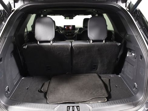 Used 2025 Ford Explorer ST AWD/4WD image 14