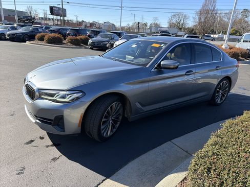 Used 2021 BMW 540i w/ Premium Package image 5