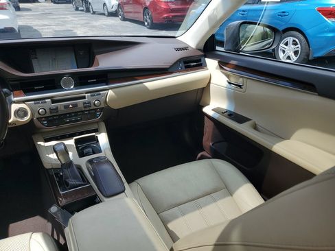 Used 2017 Lexus ES 350 FWD image 17