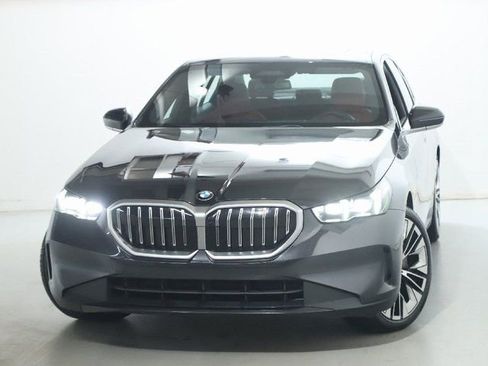 Used 2026 BMW 540i xDrive AWD/4WD image 3