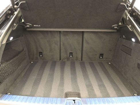 Used 2021 Porsche Cayenne S image 22