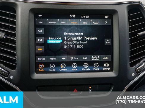 Used 2022 Jeep Cherokee Latitude Lux w/ Sun & Sound Group AWD/4WD image 41