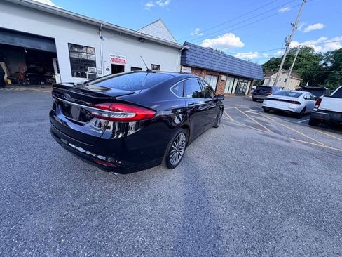 Used 2018 Ford Fusion Titanium FWD image 26