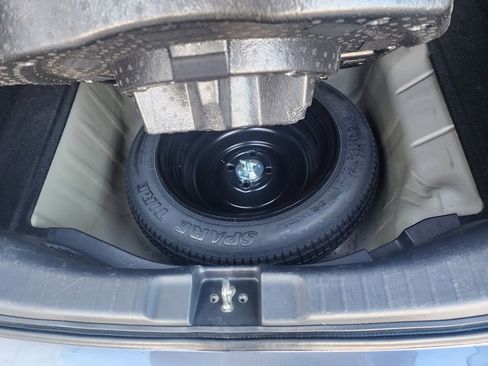 Used 2015 Honda Fit EX image 11