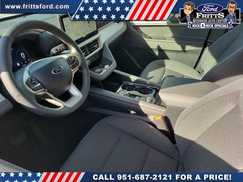 New 2026 Ford Explorer Active image 3