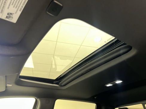 New 2026 GMC Sierra 1500 AT4 w/ AT4 Premium Package AWD/4WD image 18