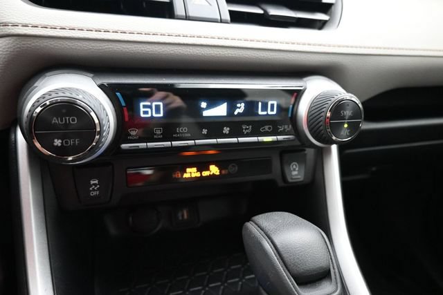 Used 2025 Toyota RAV4 XLE w/ Convenience Package FWD image 18