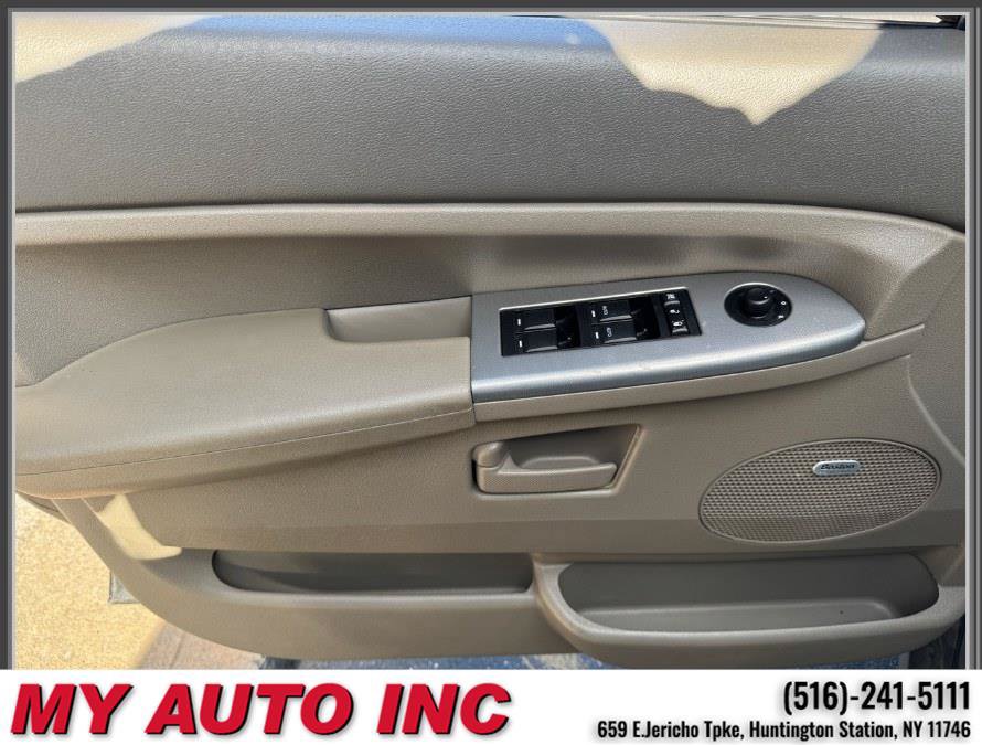Used 2008 Jeep Grand Cherokee Laredo AWD/4WD image 25