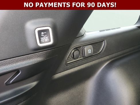 New 2025 Jeep Grand Cherokee Altitude image 30