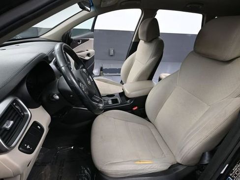 Used 2017 Kia Sorento LX w/ LX Convenience Package AWD/4WD image 22