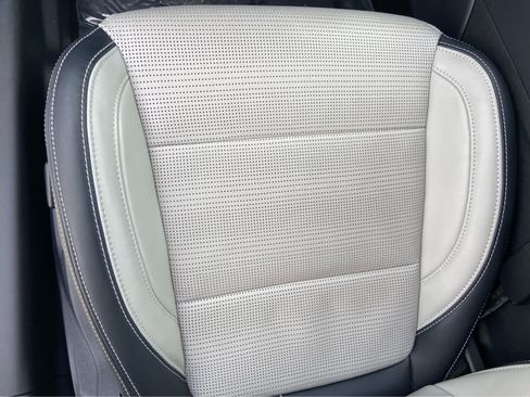 Used 2025 Ford Mustang GT Premium RWD image 36