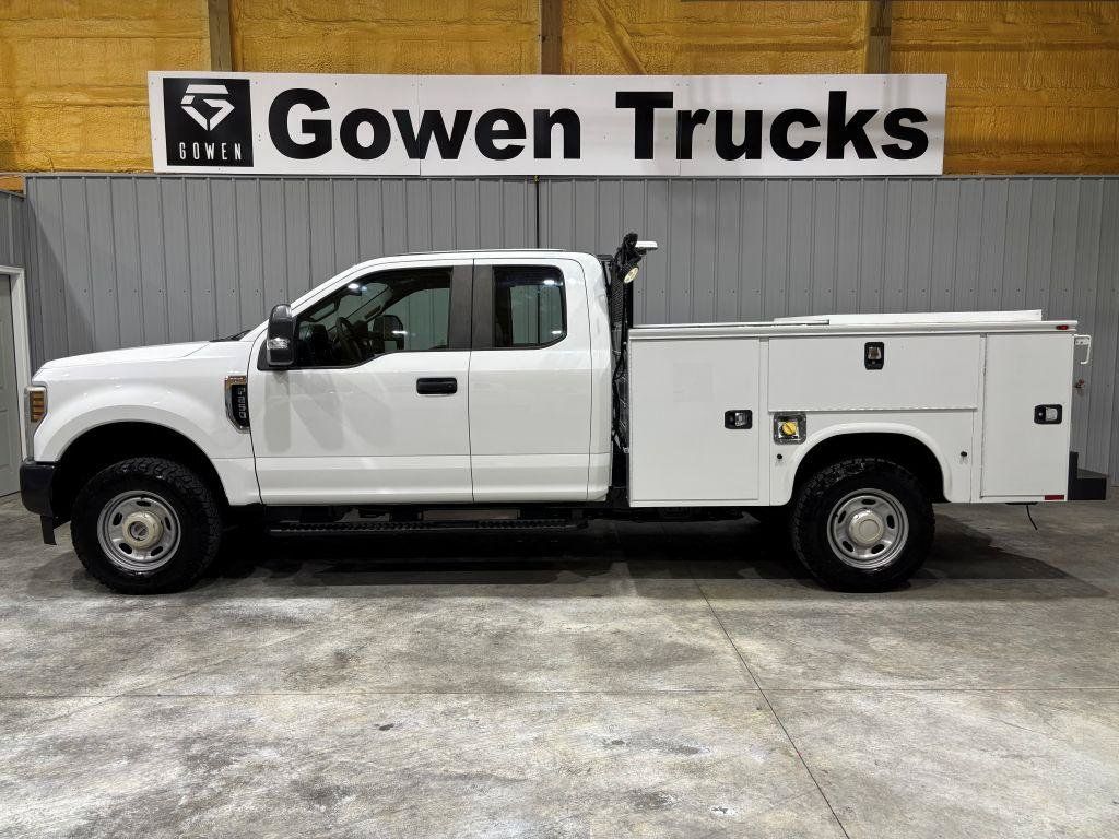Used 2019 Ford F250 XL w/ Power Equipment Group AWD/4WD image 2