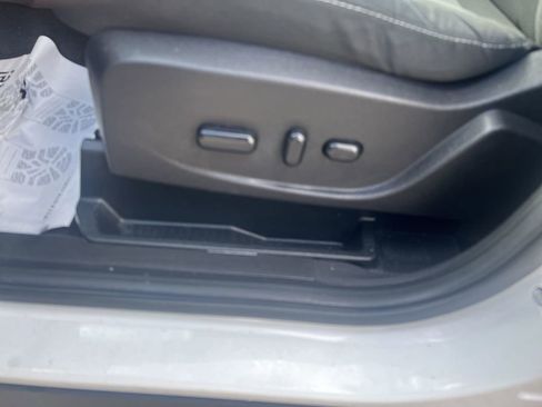 Used 2016 Ford Escape SE image 13