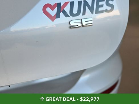 Used 2024 Mitsubishi Outlander SE image 22