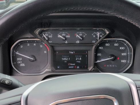 Certified 2022 GMC Sierra 1500 SLT w/ Driver Alert Package I AWD/4WD image 12