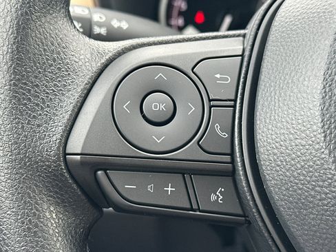 New 2025 Toyota RAV4 XLE image 27