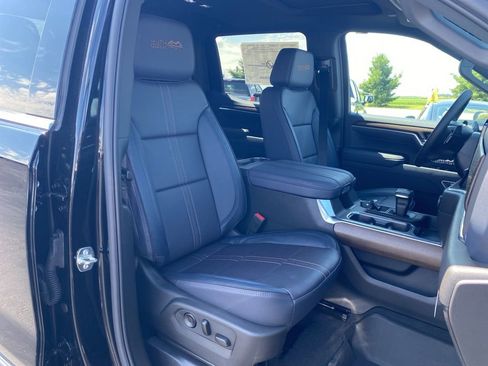 New 2025 Chevrolet Silverado 1500 High Country image 8