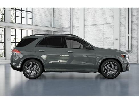 Used 2026 Mercedes-Benz GLE 450 4MATIC image 2