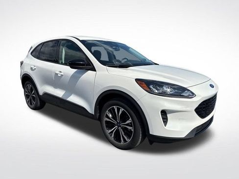 Used 2022 Ford Escape SE w/ SE Sport Appearance Package AWD/4WD image 8