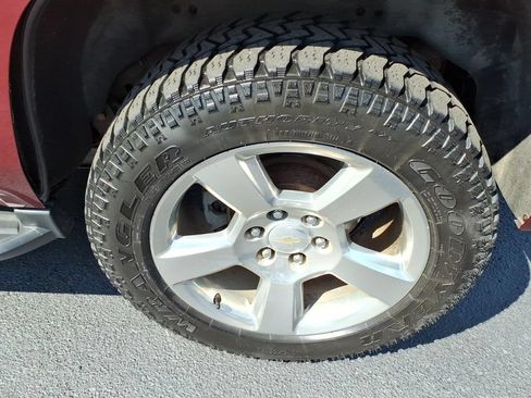 Used 2019 Chevrolet Tahoe LT AWD/4WD image 9