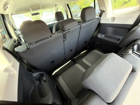 Used 2019 Volkswagen Tiguan S w/ Driver Assistance Package FWD image 15