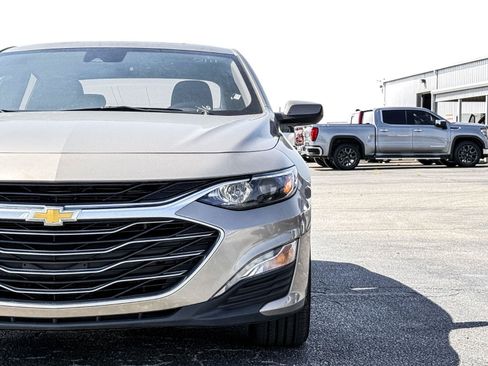 Used 2024 Chevrolet Malibu LT FWD image 5