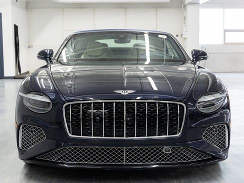 New 2026 Bentley Continental GTC image 9