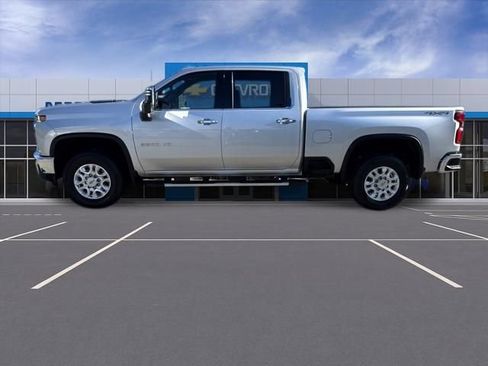 Used 2023 Chevrolet Silverado 3500 LTZ AWD/4WD image 7