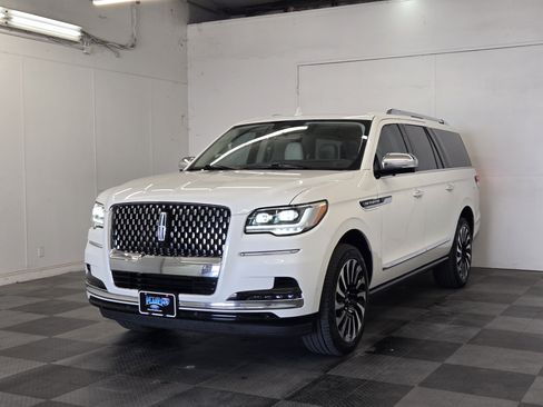 Used 2024 Lincoln Navigator L Black Label AWD/4WD image 4