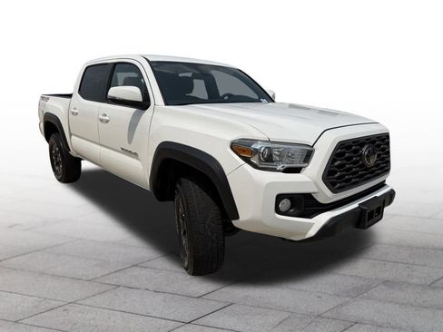 Used 2022 Toyota Tacoma TRD Off-Road image 1