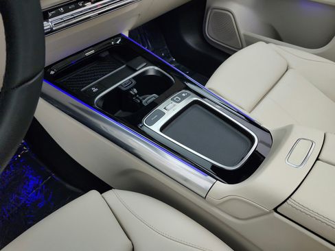 Certified 2026 Mercedes-Benz GLA 250 image 11