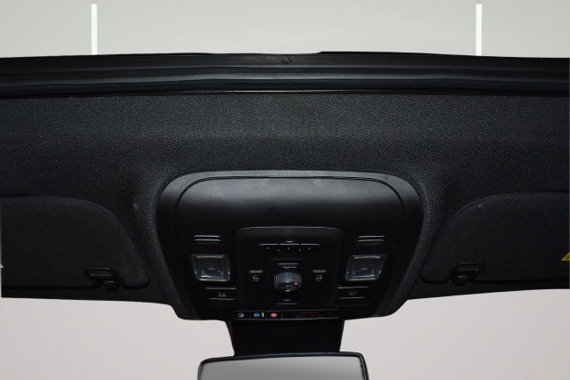 Used 2024 GMC Yukon Denali AWD/4WD image 33