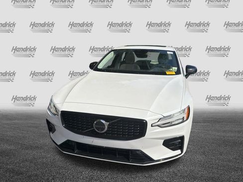 Certified 2024 Volvo S60 B5 Plus FWD image 7