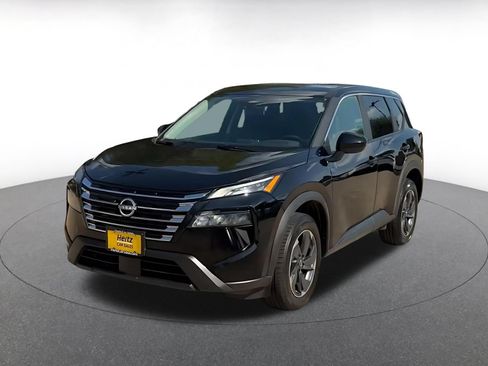 Used 2025 Nissan Rogue SV FWD image 5